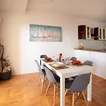 Meerblick Mit Großer Sonnenterrasse Für 6 Personen *